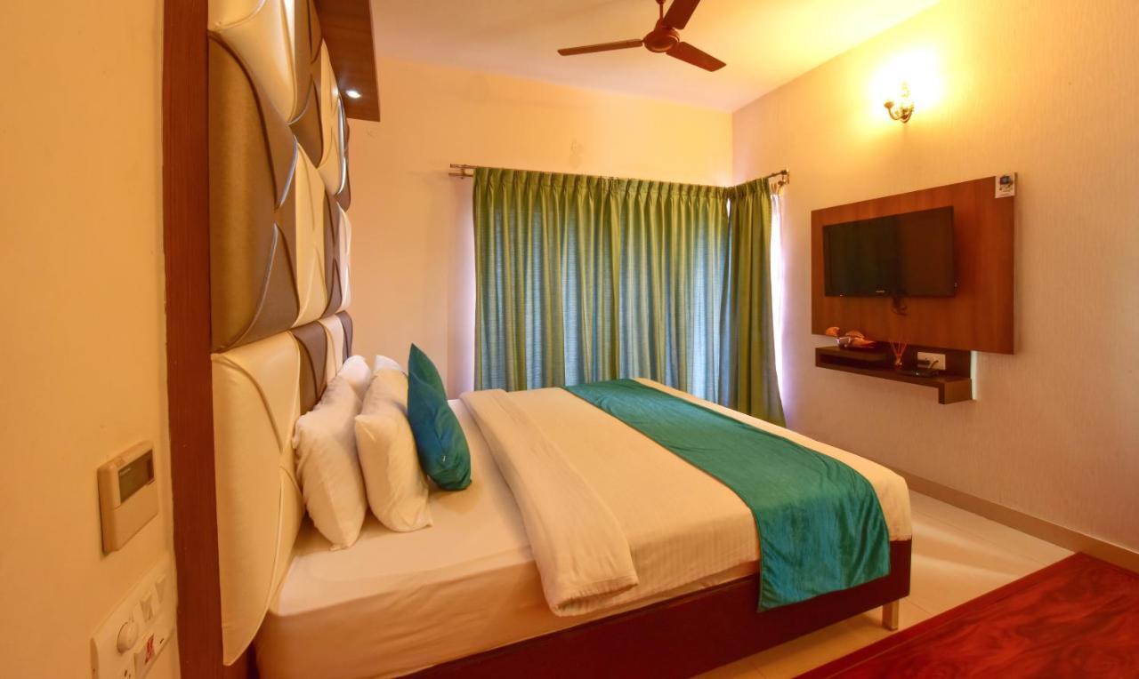 Hotel Sanman Gardenia Bangalore Exterior foto